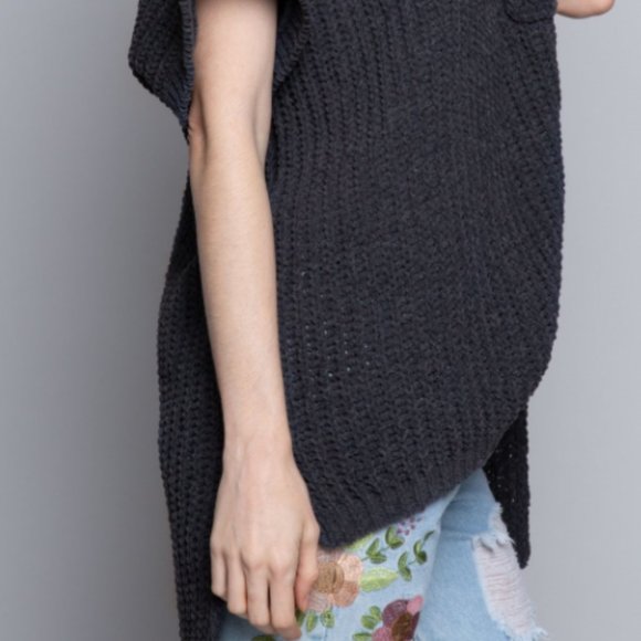 Soft Chunky Knit Sweater - Picture 8 of 11